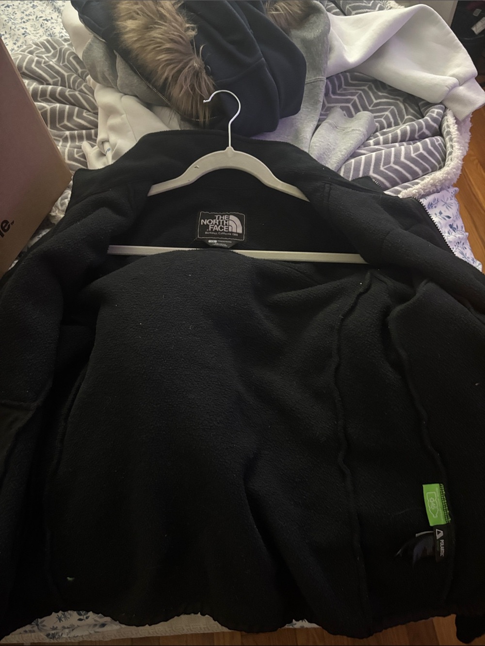 Jacket Subcategory Identification - Picture 3 of 5
